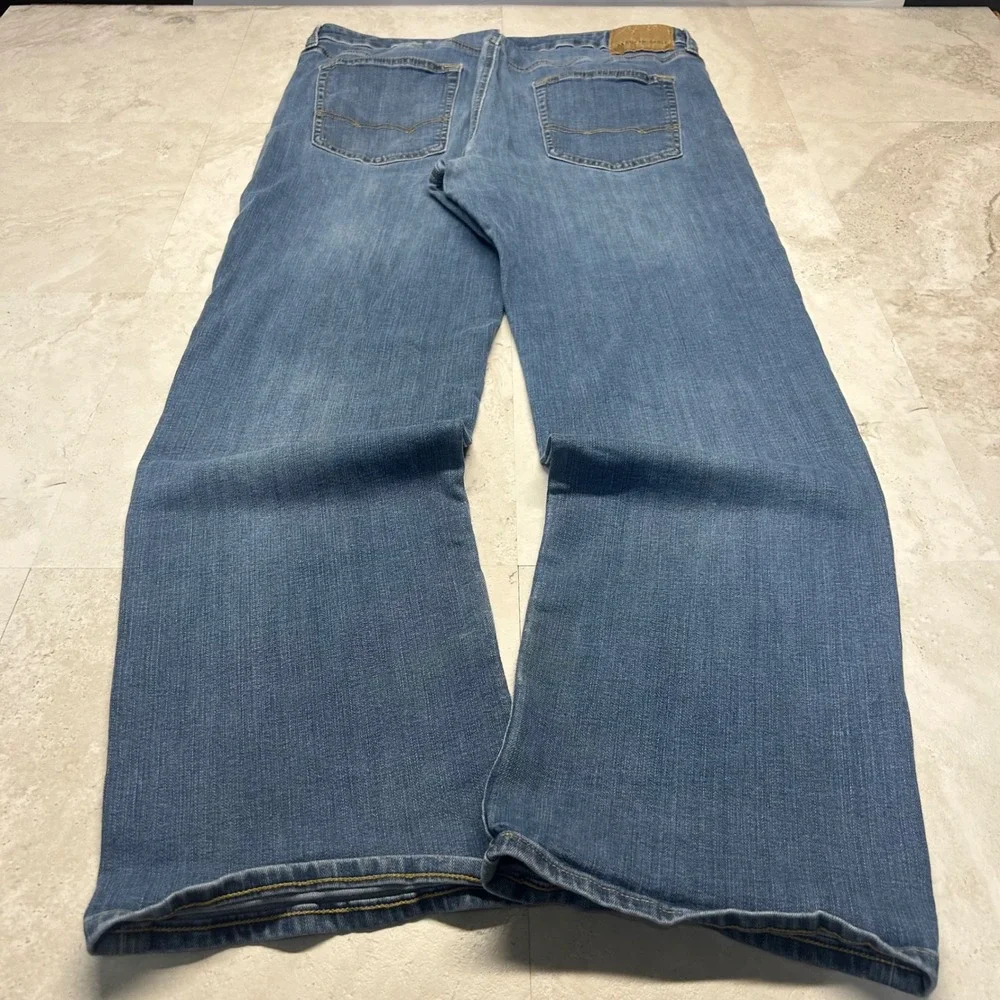 American Eagle Original Bootcut Jeans Blue Mens 34x32 Medium Wash Stretch Denim